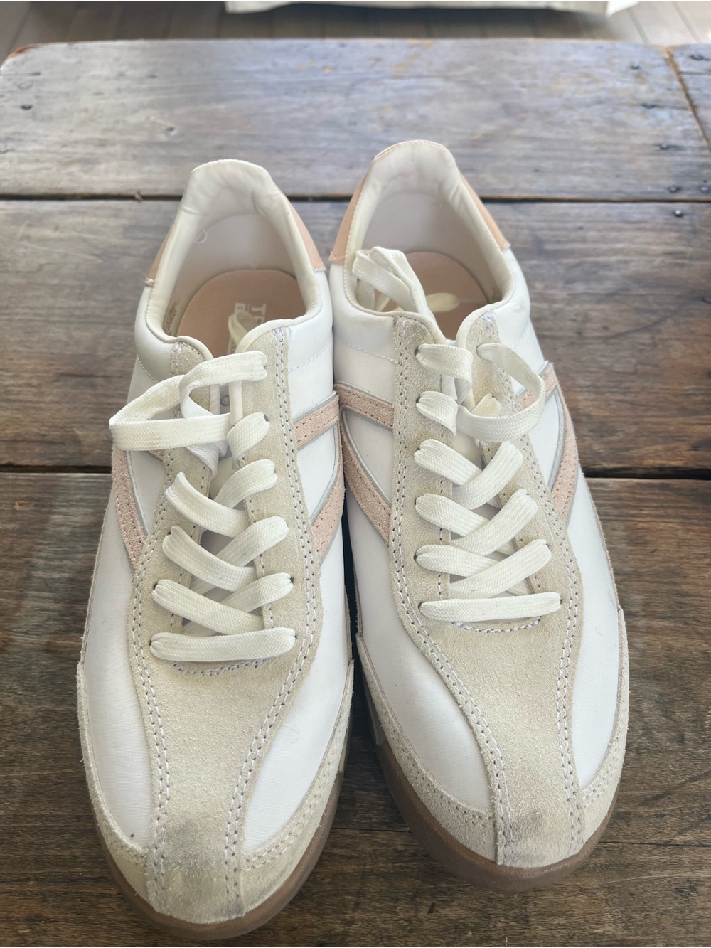 Tretorn Women’s Hailey Jogger worn once, size 8.5 - Picture 3 of 3